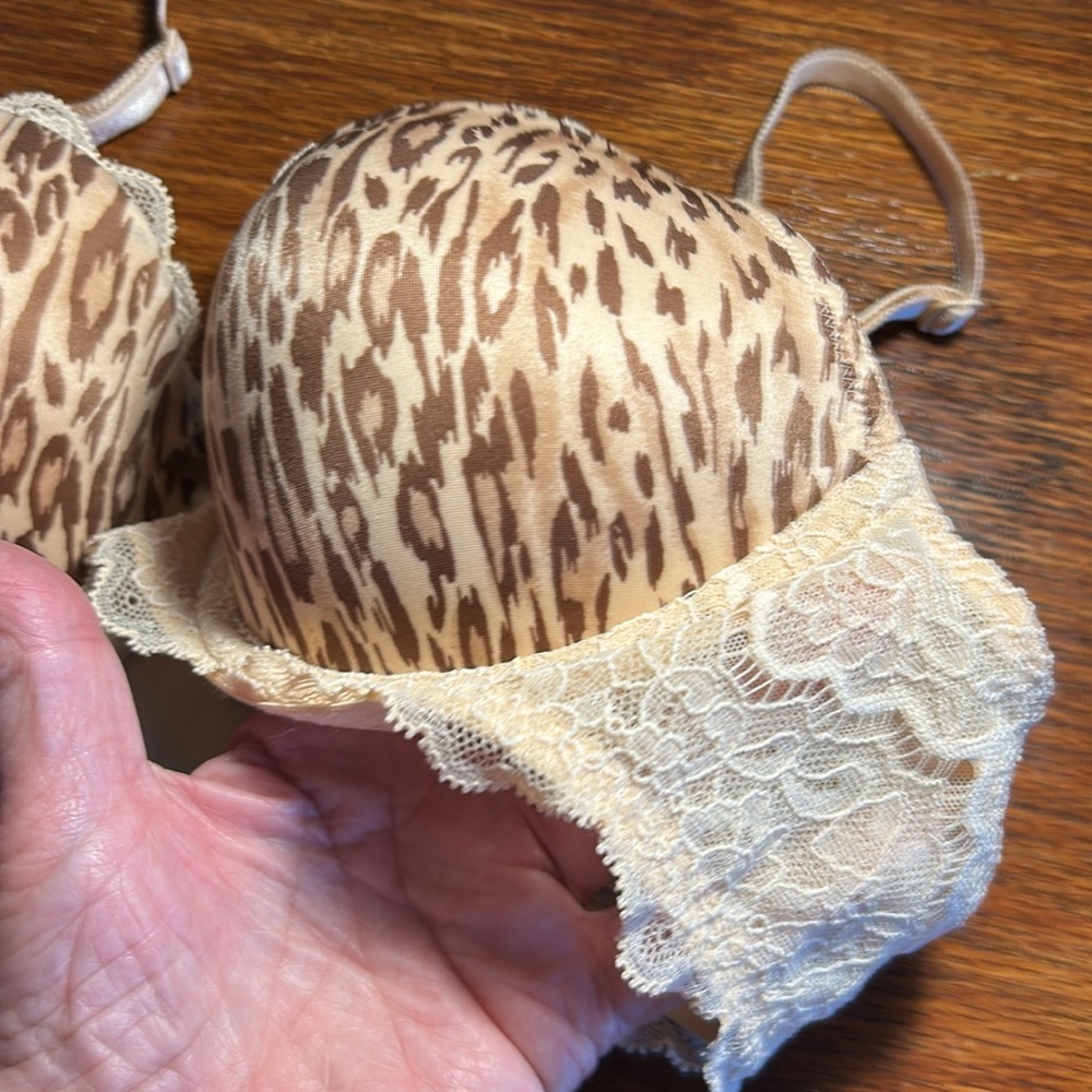 Victoria Secret Sexy Lace Animal Print Underwire Dream Angel Lined Bra Sz 36B - Picture 3 of 9